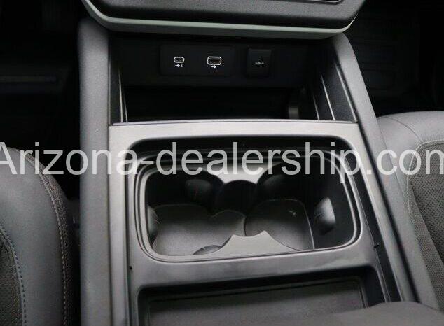 2020 Land Rover Defender SE full