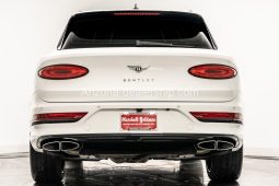 2021 Bentley Bentayga V8 full