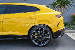 2021 Lamborghini Urus full