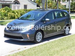 2012 Toyota Prius V full