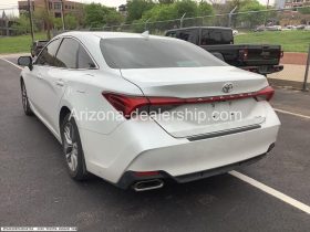 2020 Toyota Avalon XLE