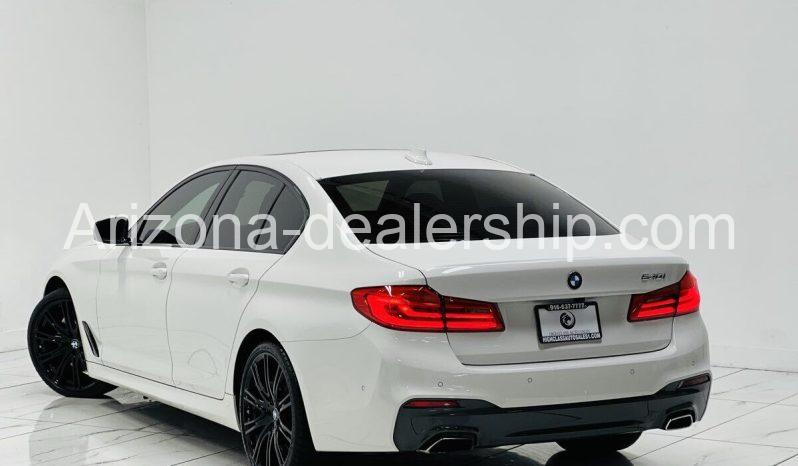 2019 BMW 5-Series 540i full