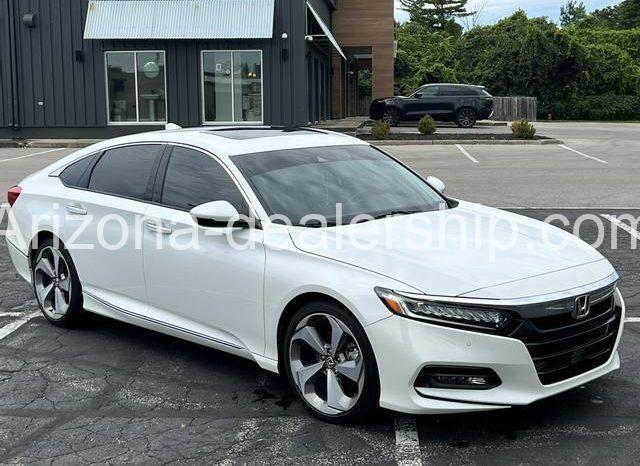 2019 Honda Accord Touring Sedan 4D full