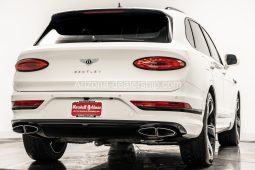 2021 Bentley Bentayga V8 full