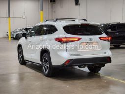 2020 Toyota Highlander XLE full