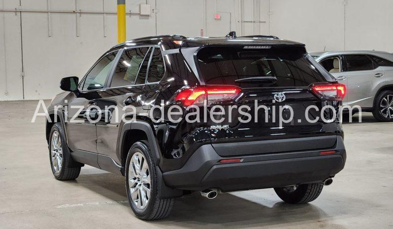 2021 Toyota RAV4 XLE Premium full