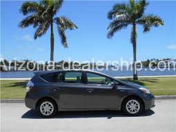 2012 Toyota Prius V full