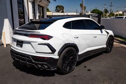 2019 Lamborghini Urus full