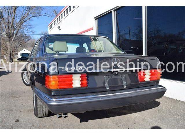 1989 Mercedes-Benz 500-Series 560SEL full