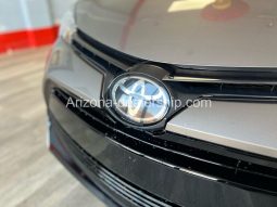 2019 Toyota Corolla LE 4dr Sedan full