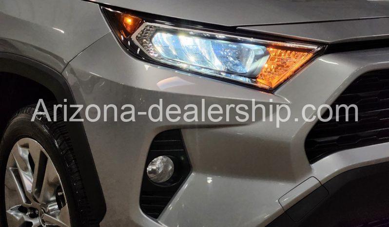 2020 Toyota RAV4 XLE Premium full