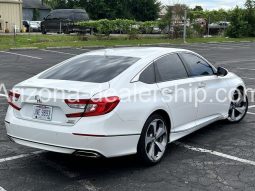 2019 Honda Accord Touring Sedan 4D full