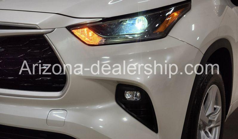 2021 Toyota Highlander Hybrid LE full