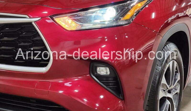 2021 Toyota Highlander XLE full