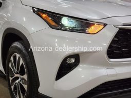 2022 Toyota Highlander XLE full