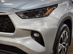 2022 Toyota Highlander XLE full