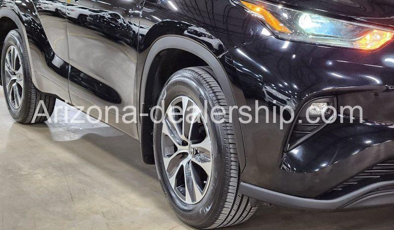 2021 Toyota Highlander XLE full