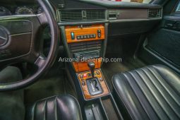 1992 Mercedes-Benz 190E full