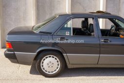 1992 Mercedes-Benz 190E full