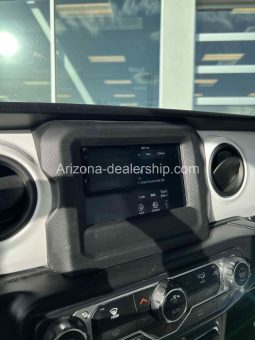 2022 Jeep Gladiator Sport S full