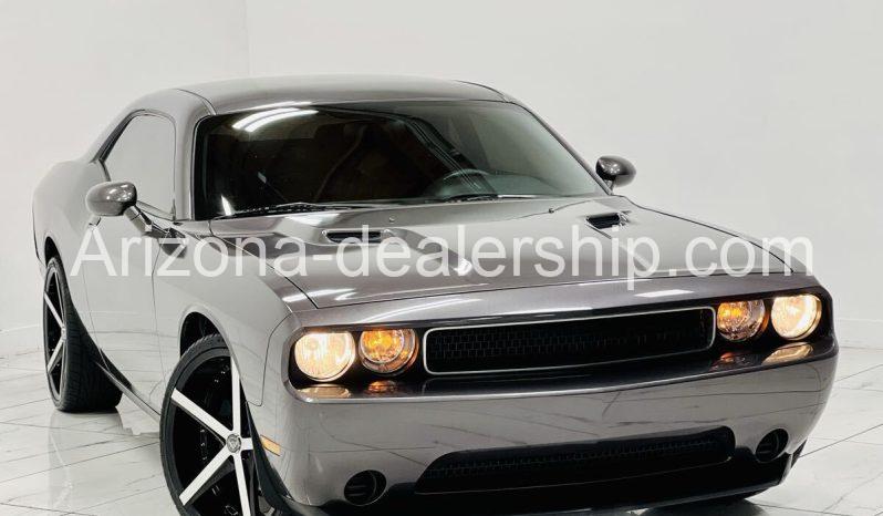 2014 Dodge Challenger SXT full