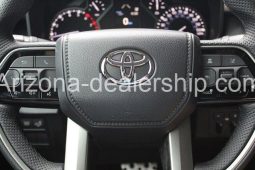 2023 Toyota Tundra SR5 full