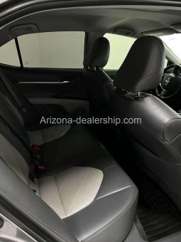 2019 Toyota Camry XLE full