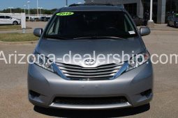 2015 Toyota Sienna LE full