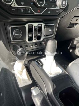 2022 Jeep Gladiator Sport S full