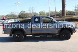 2023 Toyota Tacoma SR5 full