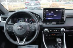 2022 Toyota RAV4 Hybrid SE full