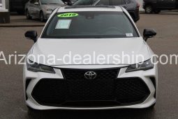 2019 Toyota Avalon Touring full