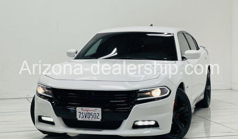 2015 Dodge Charger RT full