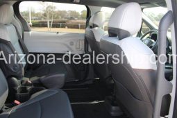 2022 Toyota Sienna XSE full