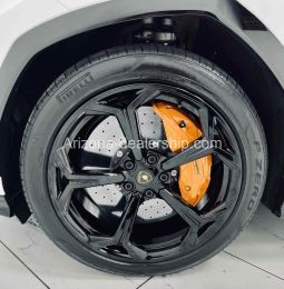 2021 Lamborghini Urus Graphite Capsule full