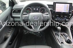 2022 Toyota Camry Hybrid XSE full