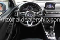 2019 Toyota Yaris Sedan LE full