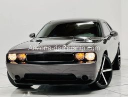 2014 Dodge Challenger SXT full