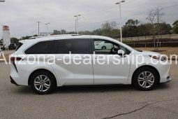 2022 Toyota Sienna Platinum full