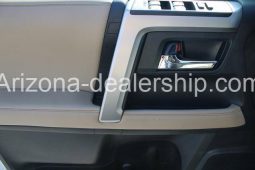 2023 Toyota 4Runner SR5 Premium full