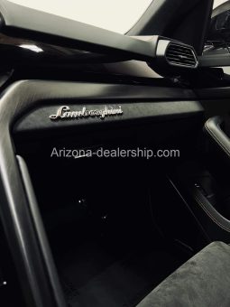 2021 Lamborghini Urus Graphite Capsule full