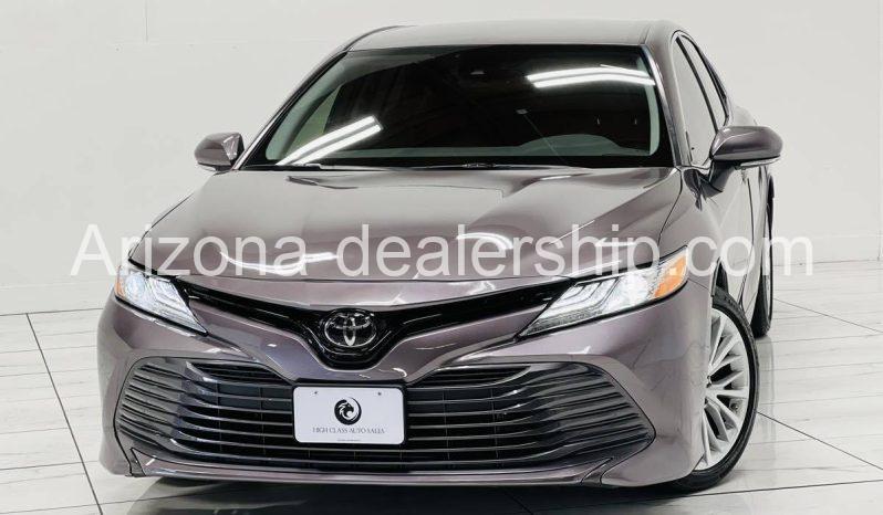 2019 Toyota Camry XLE full