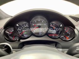 2013 Porsche Cayenne GTS full