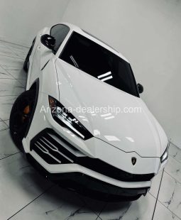 2021 Lamborghini Urus Graphite Capsule full