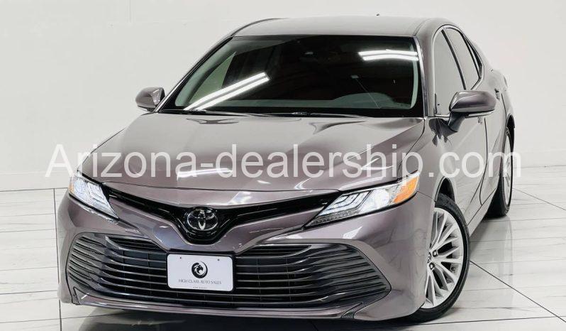 2019 Toyota Camry XLE full