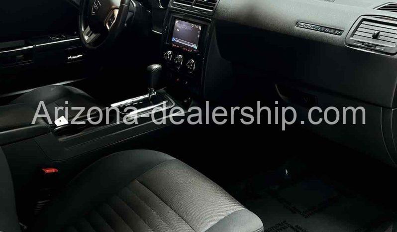 2014 Dodge Challenger SXT full