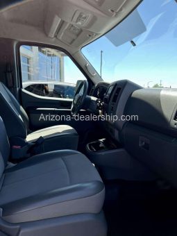 2020 Nissan NV SV full