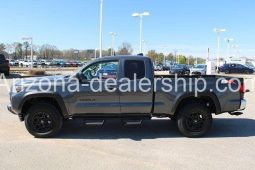 2023 Toyota Tacoma SR5 full