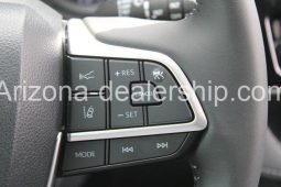 2022 Toyota Highlander XLE full