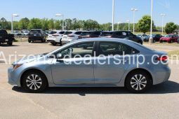 2022 Toyota Corolla Hybrid LE full